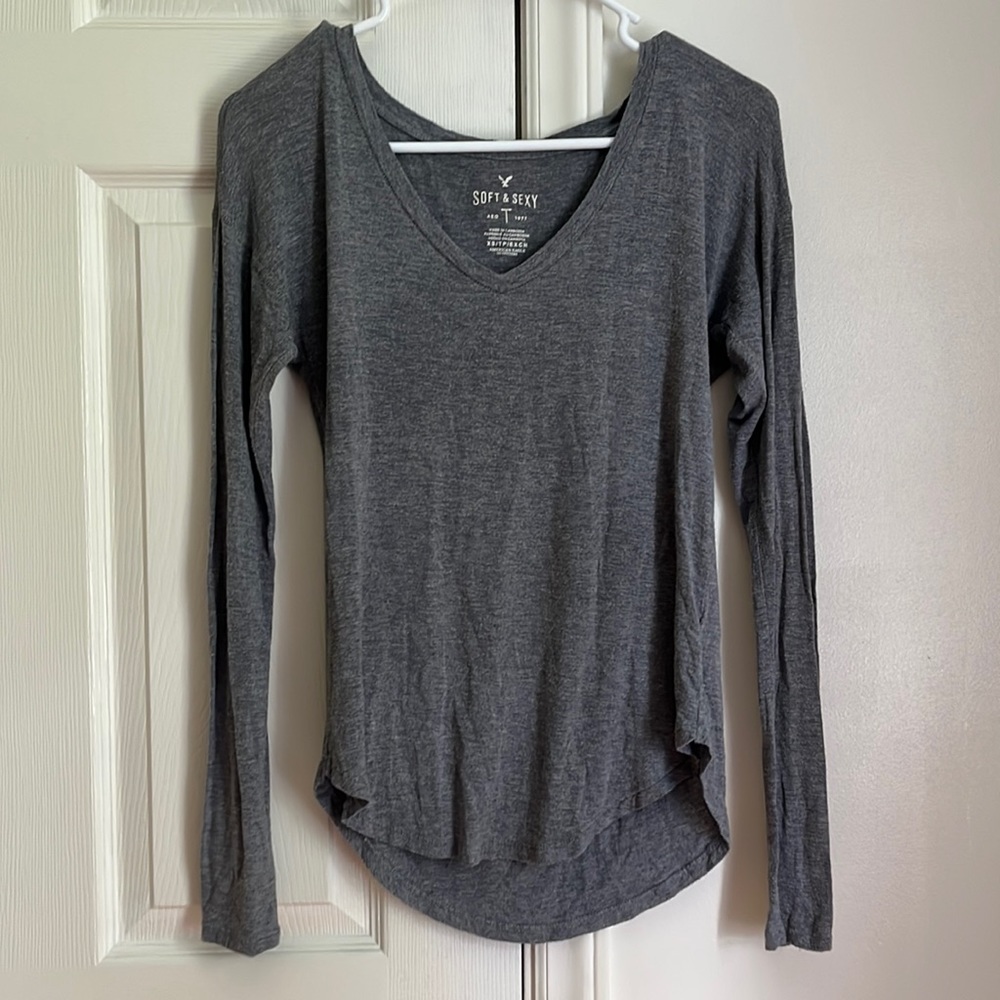 GREY AE V-NECK